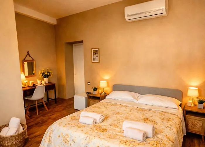 Fine Flat La Rotonda